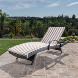 Outdoor Wicker Lounge with Water Resistant Cushion - NH580003