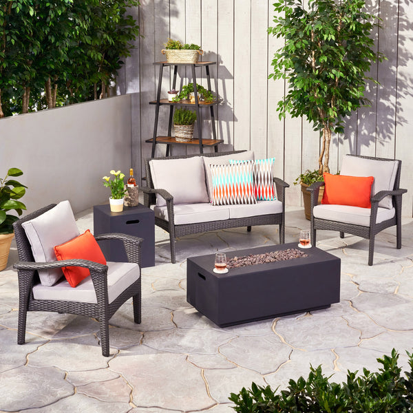 Outdoor 4 Seater Wicker Chat Set with Fire Pit - NH649903