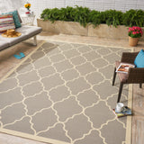 Outdoor Quatrefoil Gray and Ivory Rectangular Area Rug - NH919403